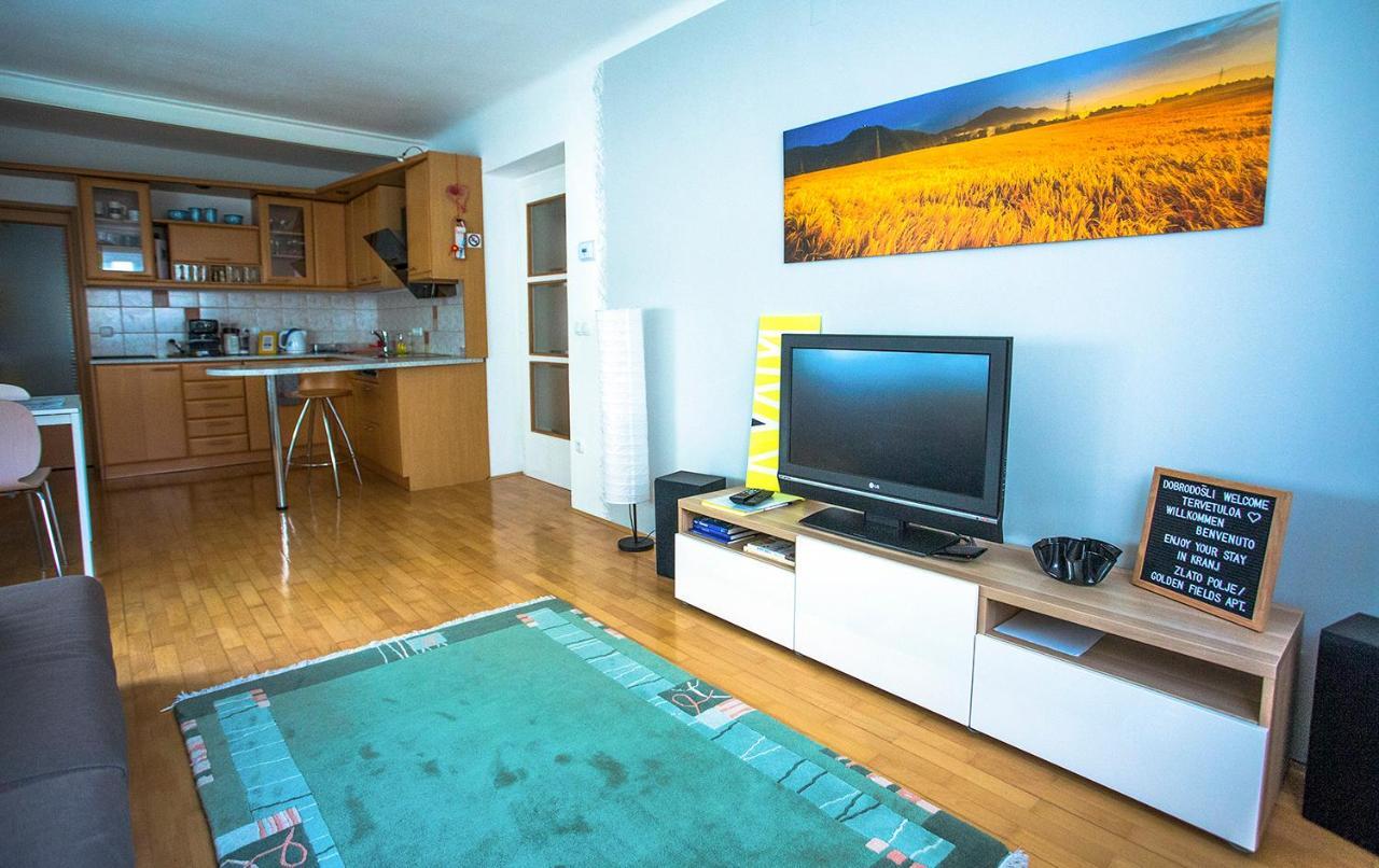 Goldenfields Apartment Крань Екстер'єр фото
